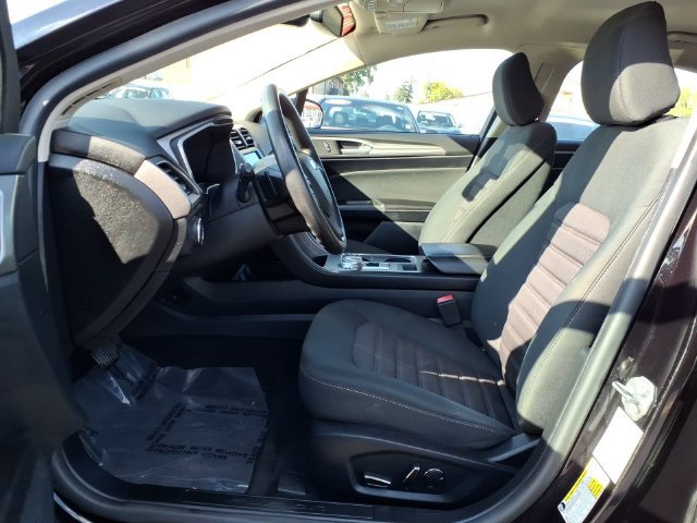 Used 2020 Ford Fusion SE AWD/4WD image 17