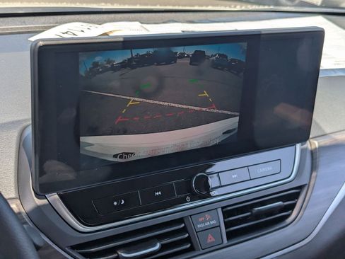 New 2026 Nissan Altima 2.5 SV FWD image 19
