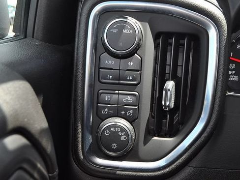 Used 2020 Chevrolet Silverado 1500 RST AWD/4WD image 26