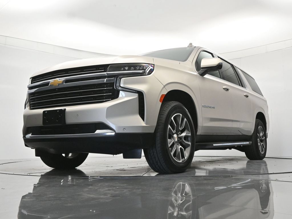 Certified 2024 Chevrolet Suburban LT w/ LT Signature Plus Package AWD/4WD image 40
