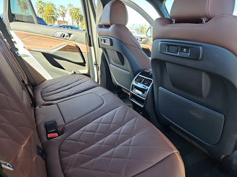 Certified 2023 BMW X5 sDrive40i w/ Premium Package image 11