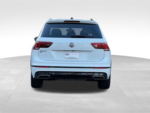 Used 2020 Volkswagen Tiguan SE R-Line image 4