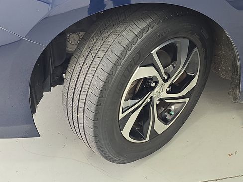 Used 2016 Honda Accord LX image 29