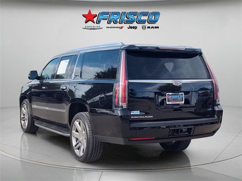 Used 2018 Cadillac Escalade ESV Luxury image 7