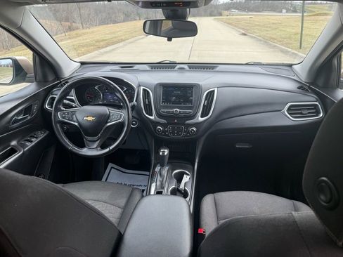 Used 2019 Chevrolet Equinox LT w/ Driver Convenience Package image 19