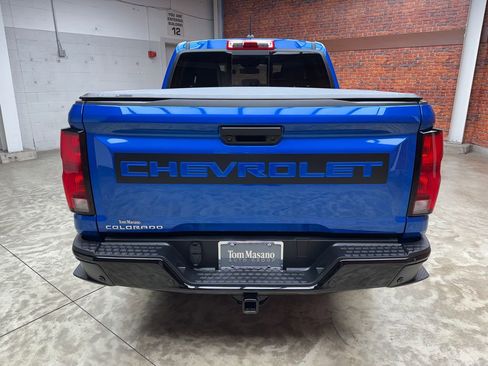 Used 2024 Chevrolet Colorado Z71 w/ Z71 Convenience Package 2 AWD/4WD image 4