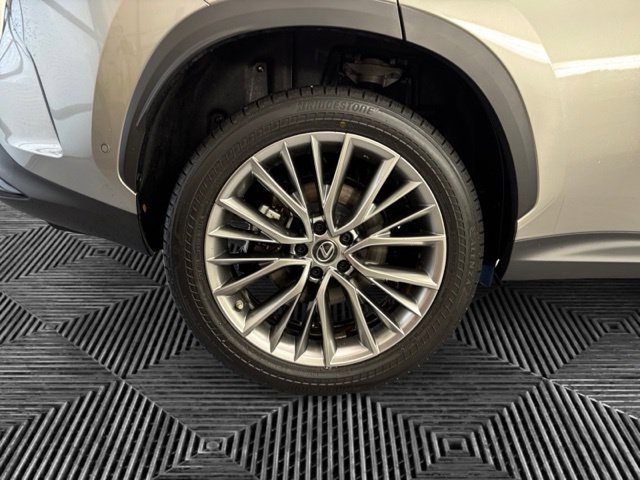 Used 2022 Lexus NX 350h AWD w/ Vision Package image 34