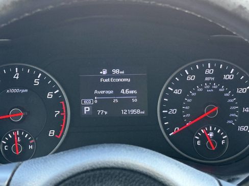 Used 2018 Kia Stinger image 16