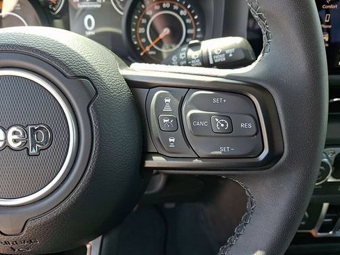 Used 2025 Jeep Wrangler Unlimited Sport AWD/4WD image 22