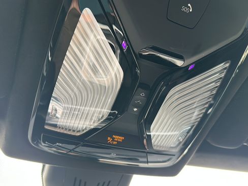 Used 2021 BMW X6 sDrive40i w/ M Sport Package image 37