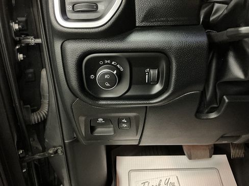 Used 2022 RAM 1500 Big Horn AWD/4WD image 11
