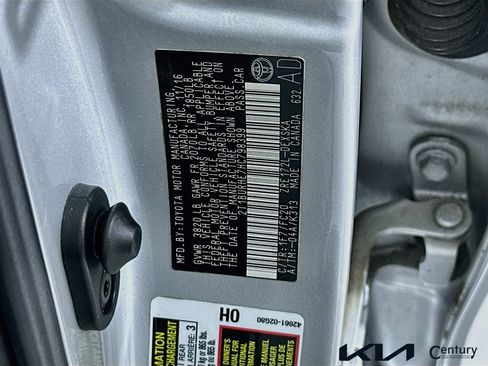 Used 2017 Toyota Corolla SE w/ SE Premium Package FWD image 30