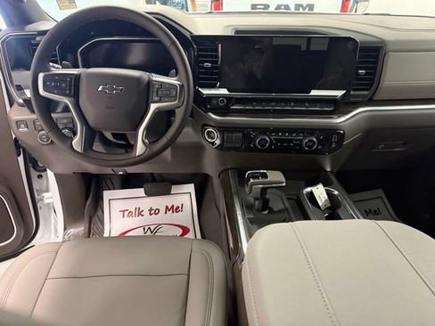 New 2026 Chevrolet Silverado 1500 RST AWD/4WD image 13