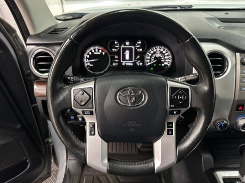 Used 2019 Toyota Tundra Limited w/ Limited Premium Package AWD/4WD image 15