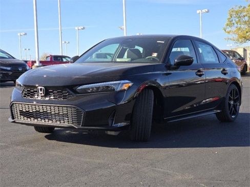 Used 2025 Honda Civic Sport image 5