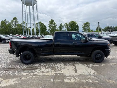 New 2026 RAM 3500 Tradesman AWD/4WD image 5