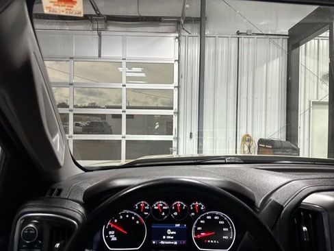 Used 2021 Chevrolet Silverado 1500 RST image 9