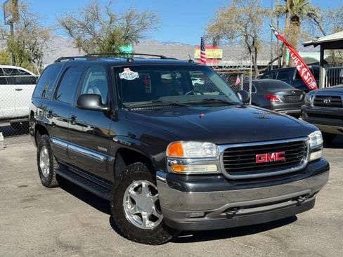 Used 2005 GMC Yukon SLT w/ SLT Preferred Equipment Group image 4