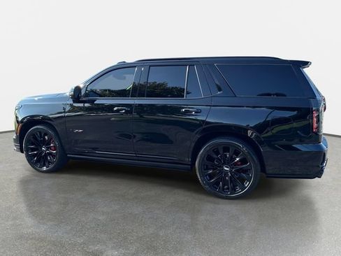 Certified 2025 Cadillac Escalade V w/ LPO, ONYX Package AWD/4WD image 3
