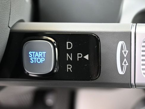 New 2026 Hyundai Ioniq 9 SEL image 25