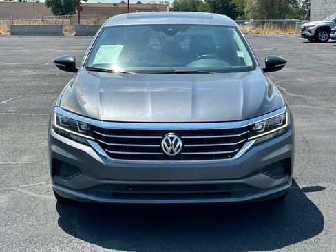 Used 2022 Volkswagen Passat 2.0T FWD image 8