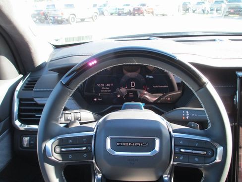 New 2026 GMC Acadia Denali Ultimate image 19