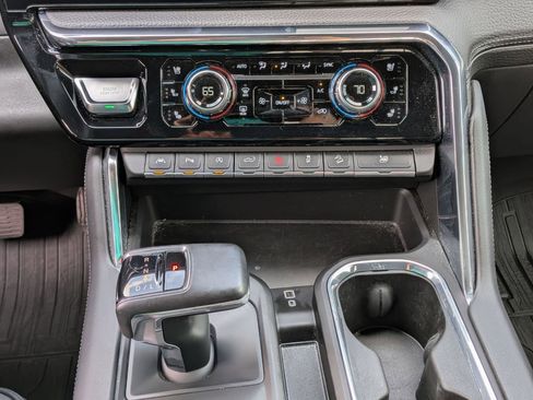 Used 2024 GMC Sierra 1500 Denali w/ Denali Reserve Package image 22