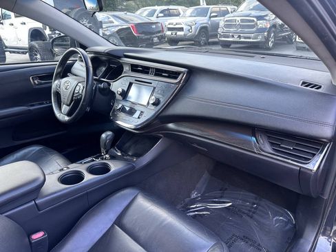 Used 2017 Toyota Avalon XLE FWD image 10