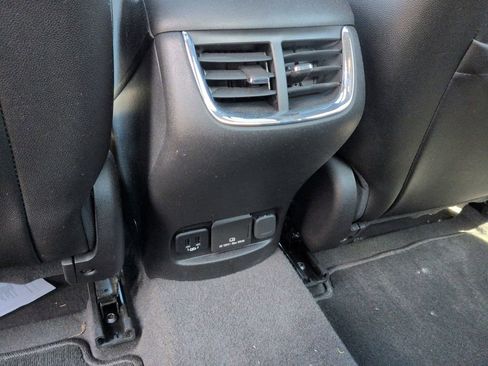 Certified 2018 Chevrolet Malibu LT w/ Leather Package image 33