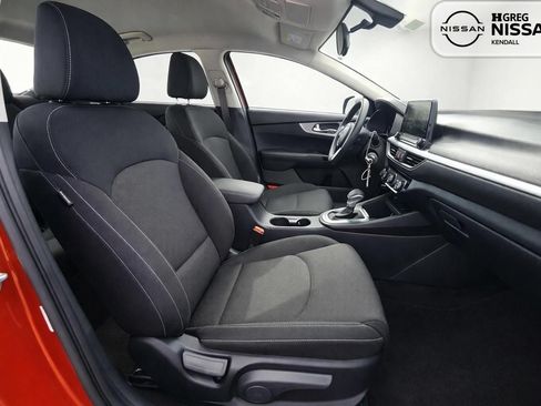 Used 2024 Kia Forte LXS FWD image 11