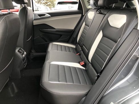 New 2026 Volkswagen Taos SEL AWD/4WD image 34