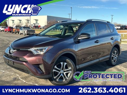 Used 2016 Toyota RAV4 LE image 1