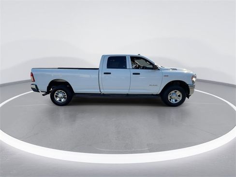 Used 2022 RAM 2500 Tradesman w/ Chrome Appearance Group image 9