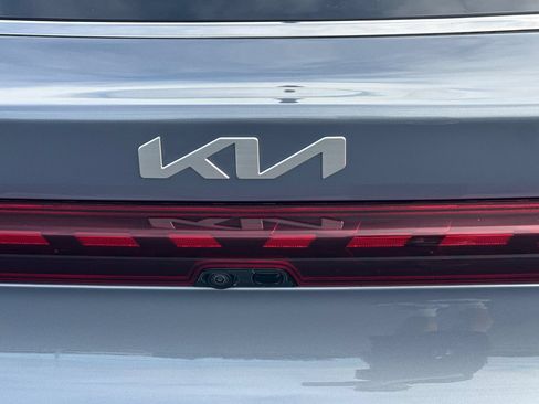 Used 2022 Kia K5 LX FWD image 48