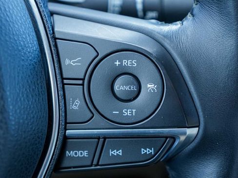 Used 2018 Toyota Camry L image 26