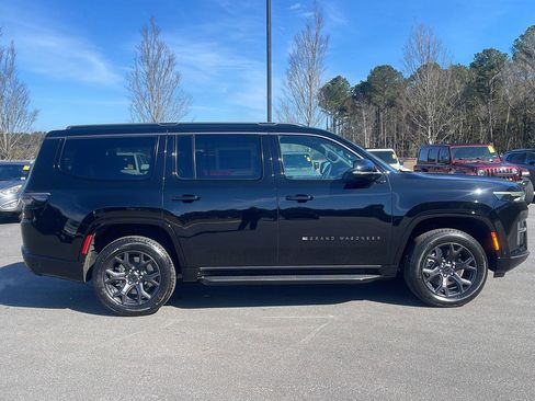 New 2026 Jeep Grand Wagoneer Limited AWD/4WD image 10