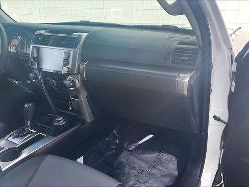 Used 2022 Toyota 4Runner SR5 Premium image 21