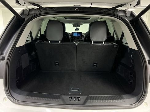 Used 2025 Lincoln Aviator Premiere image 27