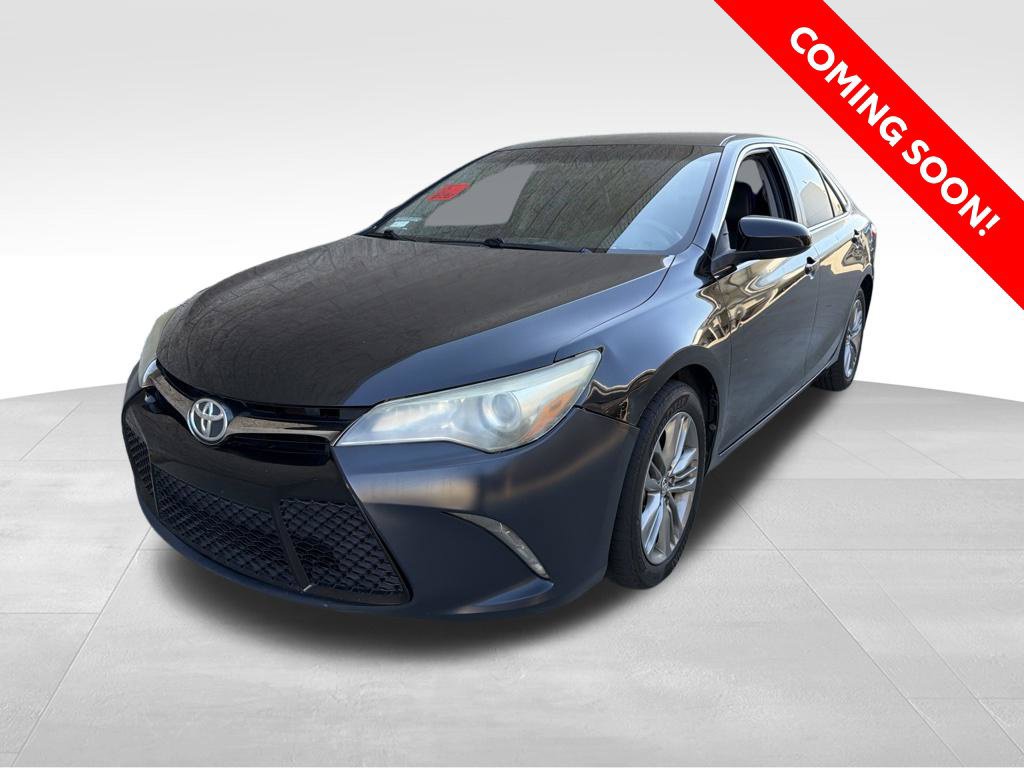 Used 2016 Toyota Camry SE FWD image 1