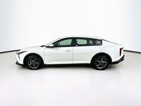 Used 2025 Kia K4 FWD image 4