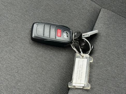 Used 2025 Toyota Camry LE image 22