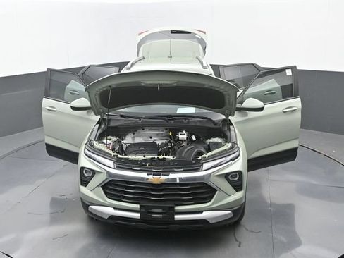 Used 2025 Chevrolet TrailBlazer LT FWD image 34