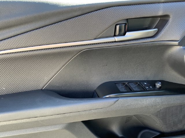 Used 2026 Toyota Camry SE w/ Convenience Package FWD image 17