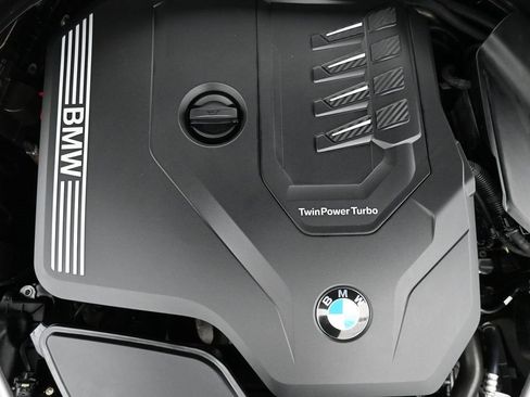 Used 2022 BMW 530i xDrive w/ Premium Package image 28