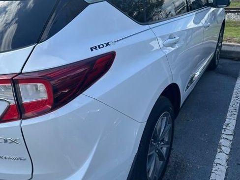 Used 2024 Acura RDX SH-AWD w/ Technology Package image 3