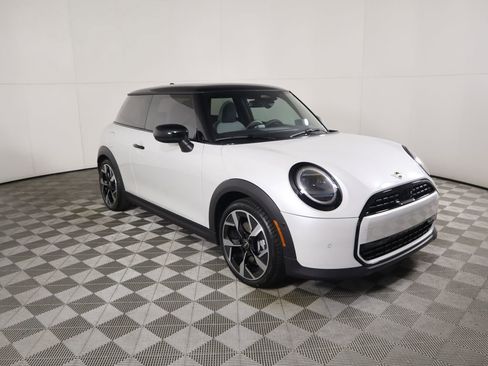 New 2026 MINI Cooper 2-Door Hardtop FWD image 3