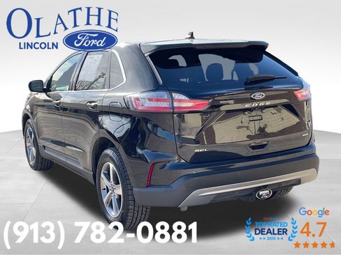 Used 2022 Ford Edge SEL w/ Convenience Package image 3