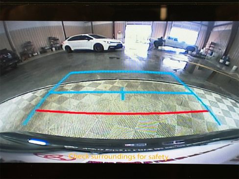 Used 2024 Toyota Corolla SE image 29