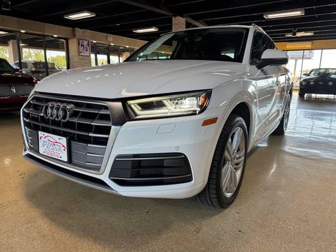 Used 2019 Audi Q5 2.0T Premium Plus AWD/4WD image 3