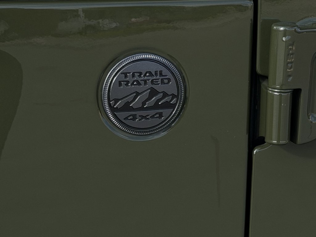 Used 2023 Jeep Wrangler Sport AWD/4WD image 12